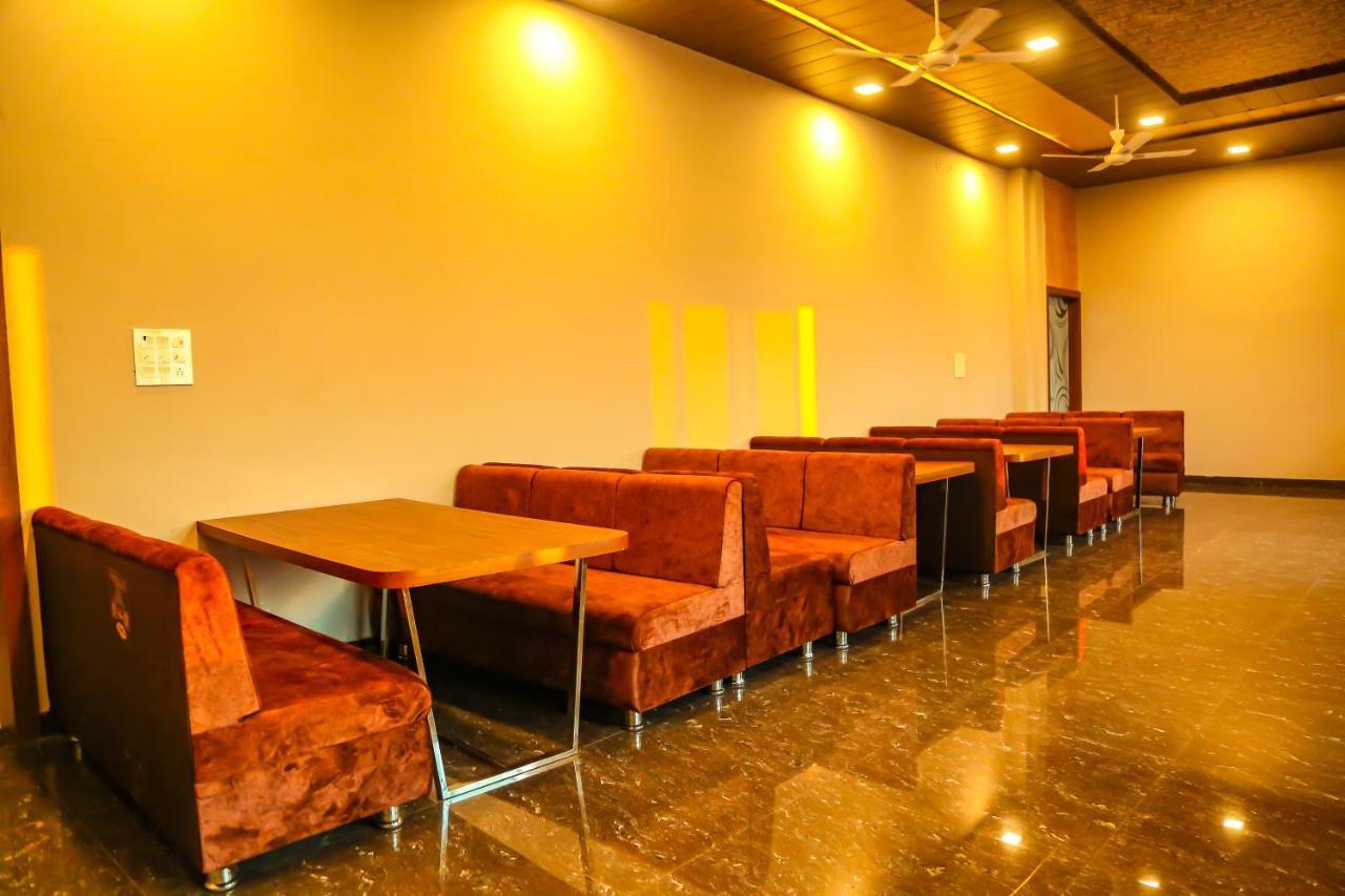 Aashirwad Hotels & Resort Shamgarh Exterior photo