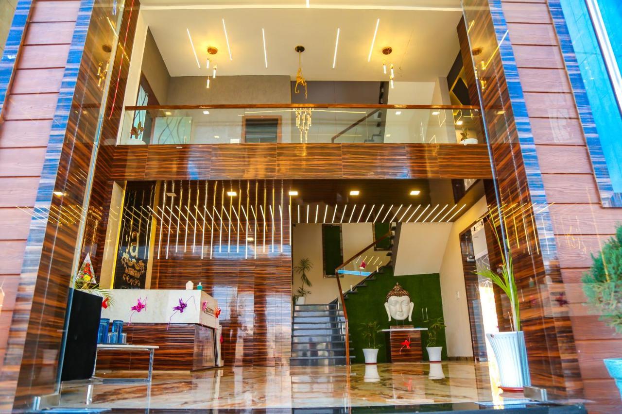 Aashirwad Hotels & Resort Shamgarh Exterior photo