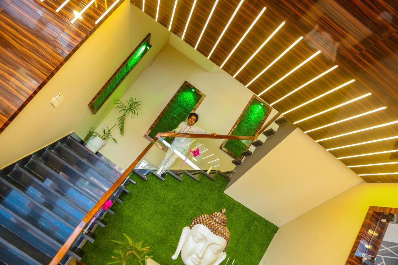 Aashirwad Hotels & Resort Shamgarh Exterior photo